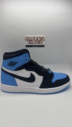 Jordan 1 Retro High OG UNC Toe Sz. 8.5