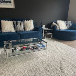 Modern glass/chrome Coffee and end table