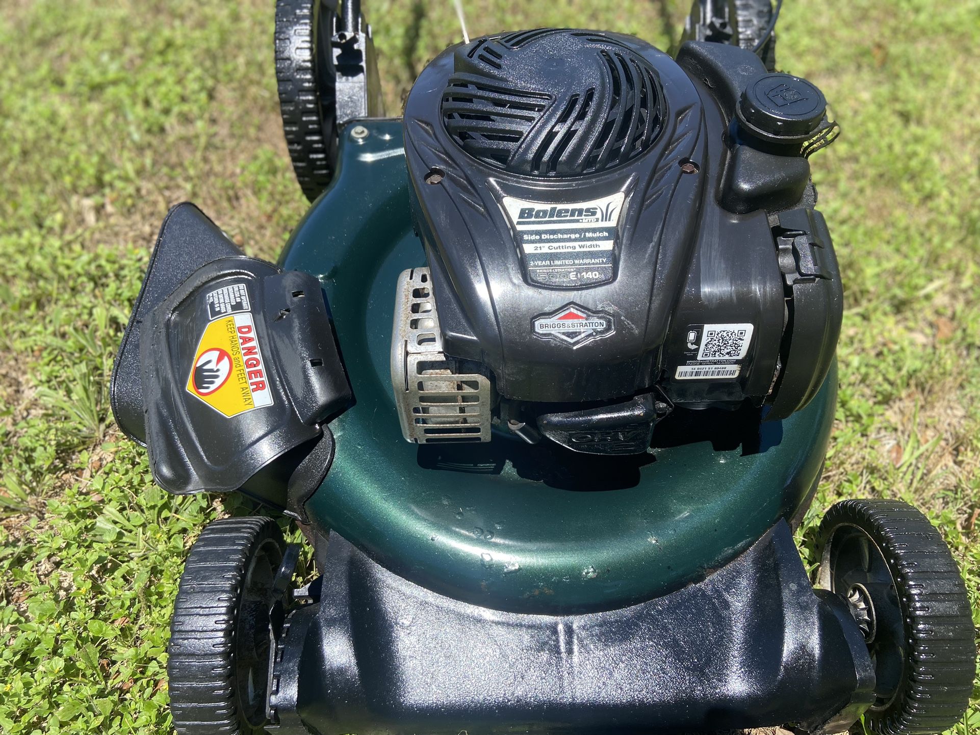 Bolens 500E 140CC 21” Cut Mulching Push Mower With Side Chute And Large Rear Wheels!