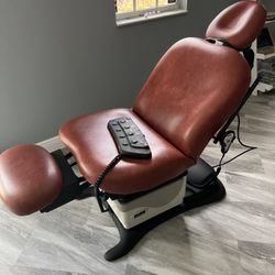 Midmark 630 Procedure Chair 