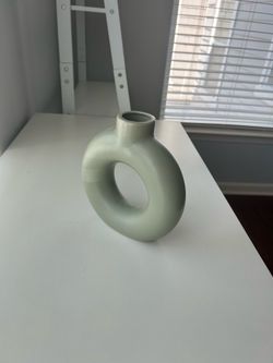Like New Home Decor - See Description