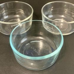 3 Pyrex Clear & Blue Tinted Small Prep Mixing Bowls