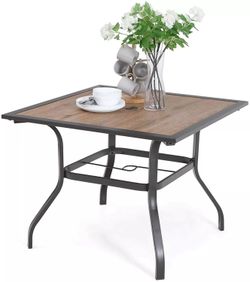 Outdoor Umbrella Bistro Table