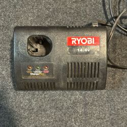 Ryobi 14.4 V battery charger