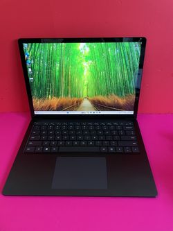 Microsoft Surface Laptop 5 (2022) 13.5” Touch Screen 12th Generation intel i5 with 512GB SSD (powerful Laptop) 