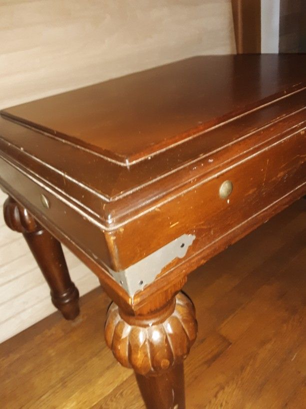 Solid Wood End Table Lamp Table