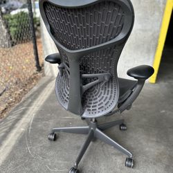Herman Miller Mirra Chair High End
