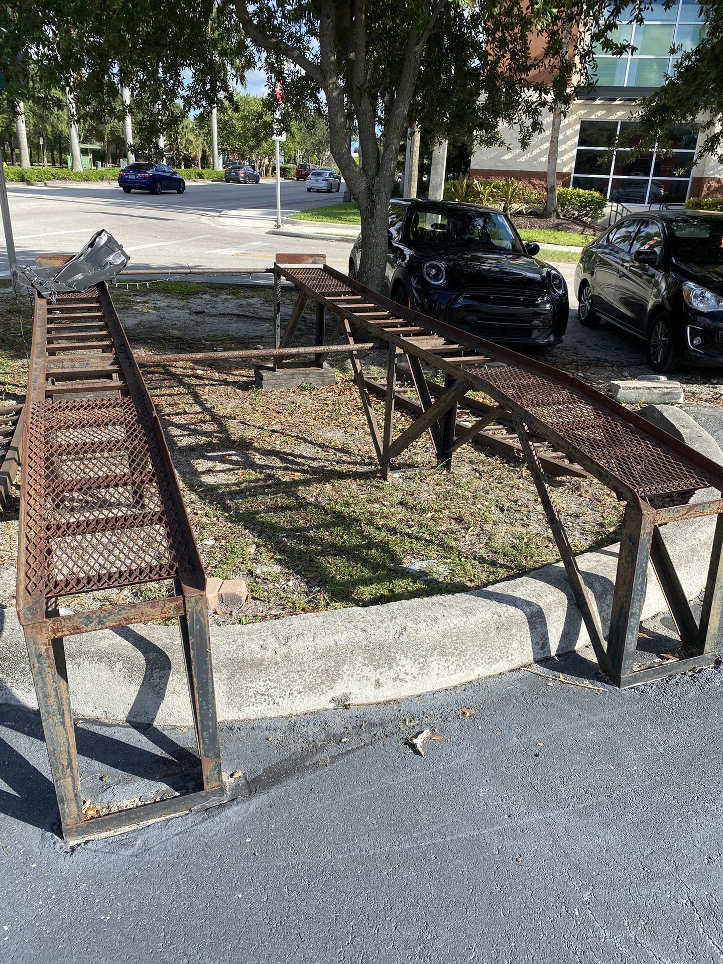 Car Display Ramp