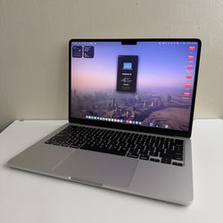 MacBook Air 13inch 2024