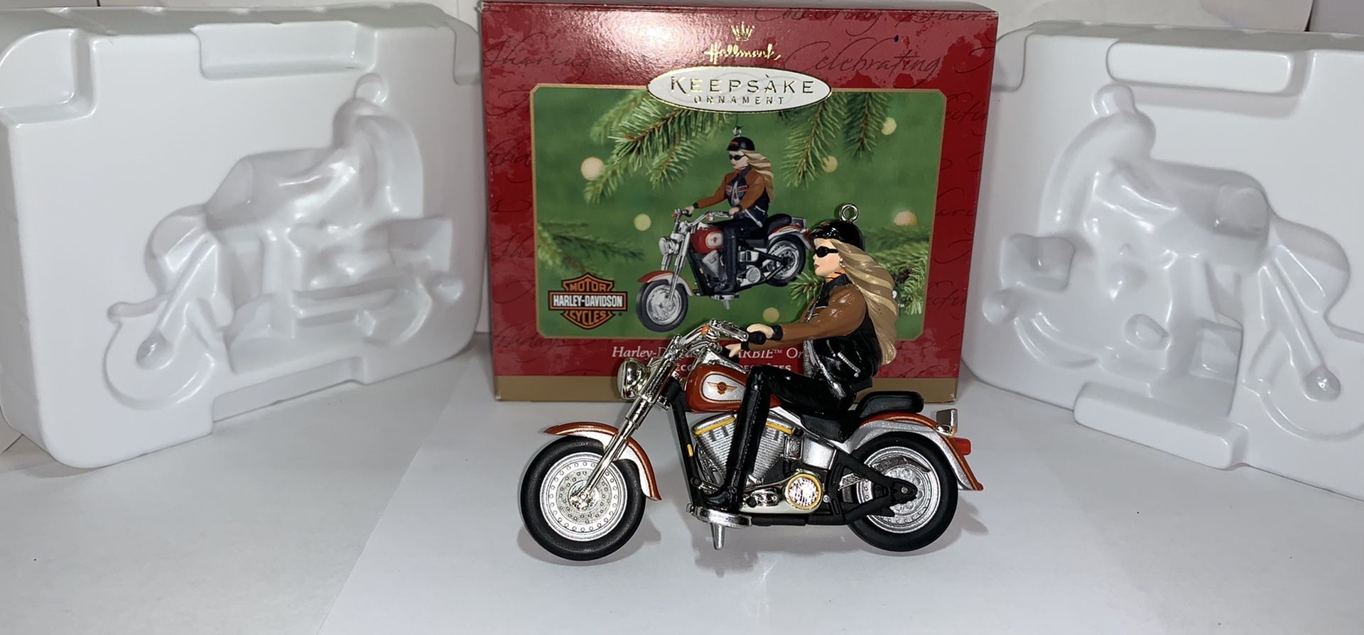 Hallmark Ornament Barbie Doll Harley Davidson On Motorcycle Fat Boy 2001 QXI8885