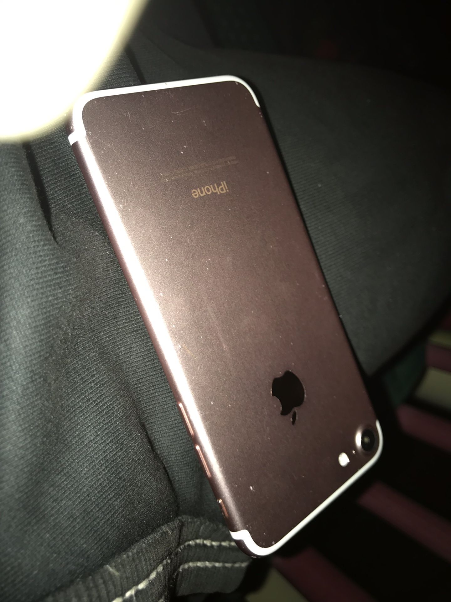 iPhone 7 unlocked clean