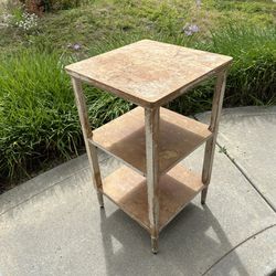 Antique Chic Wooden Side Table 
