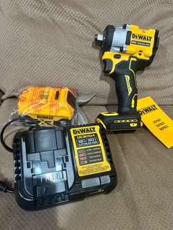 DeWalt 20V Brushless Impact Wrench with Battery and Charger