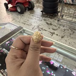 Dome  With Hammered Design 