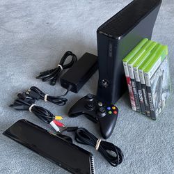 250 GB Xbox 360 S with Kinect