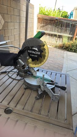 Hitachi Miter saw