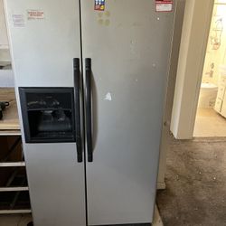 Stainless Steel Me more Side By Side 22 Cubic Fridge With Ice Maker Working All!