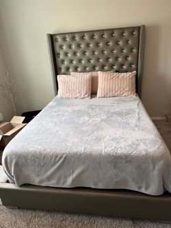 Queen Bed for sale with Mattress