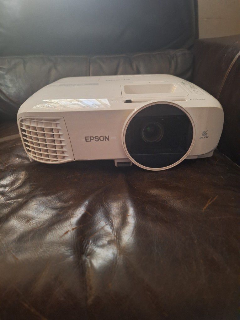Epson Home Cinema Projector 