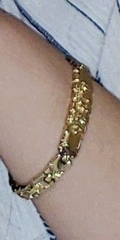 STILL ISO A VERY SPECIAL & SENTIMENTAL GOLD NAME BRACELET