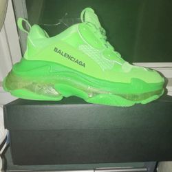 Balenciaga Triple S Green (No Box) Size 8