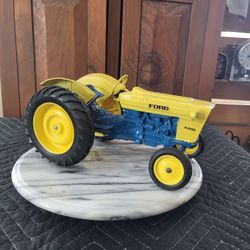Ertl Ford Tractor 