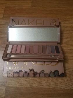 URBAN DECAY Naked3 Palette