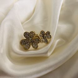 Zircon Trébol Flowers Ring