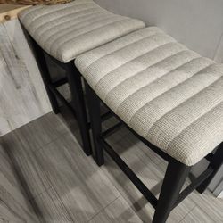 Counter Height Chairs