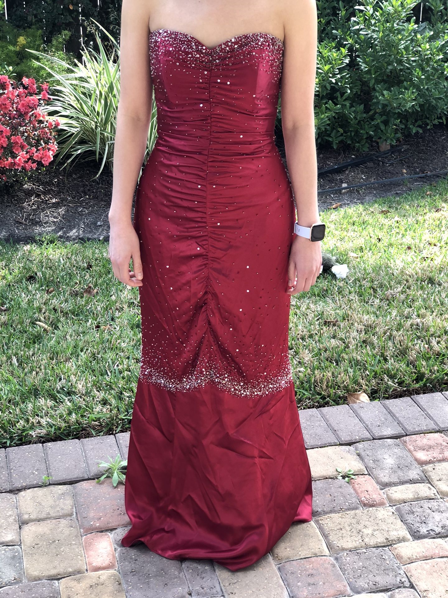Mermaid cut prom dress