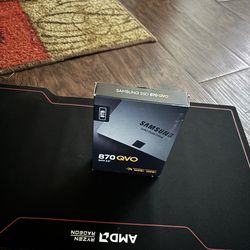 Gaming Samsung 8TB SSD SATA DESCRIPTION BRAND NEW!!PICK UP ONLY NO TRADE 👉FIRM ON PRICE👈 ONLY CASH 💵 💲750