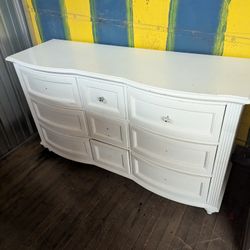 White Clothing Organizer