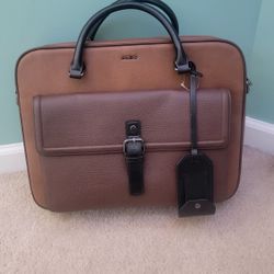 beautiful brand new 15" aldo laptop bag. (MUST SELL TODAY)