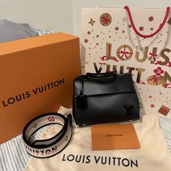 Louis Vuitton Cluny mini