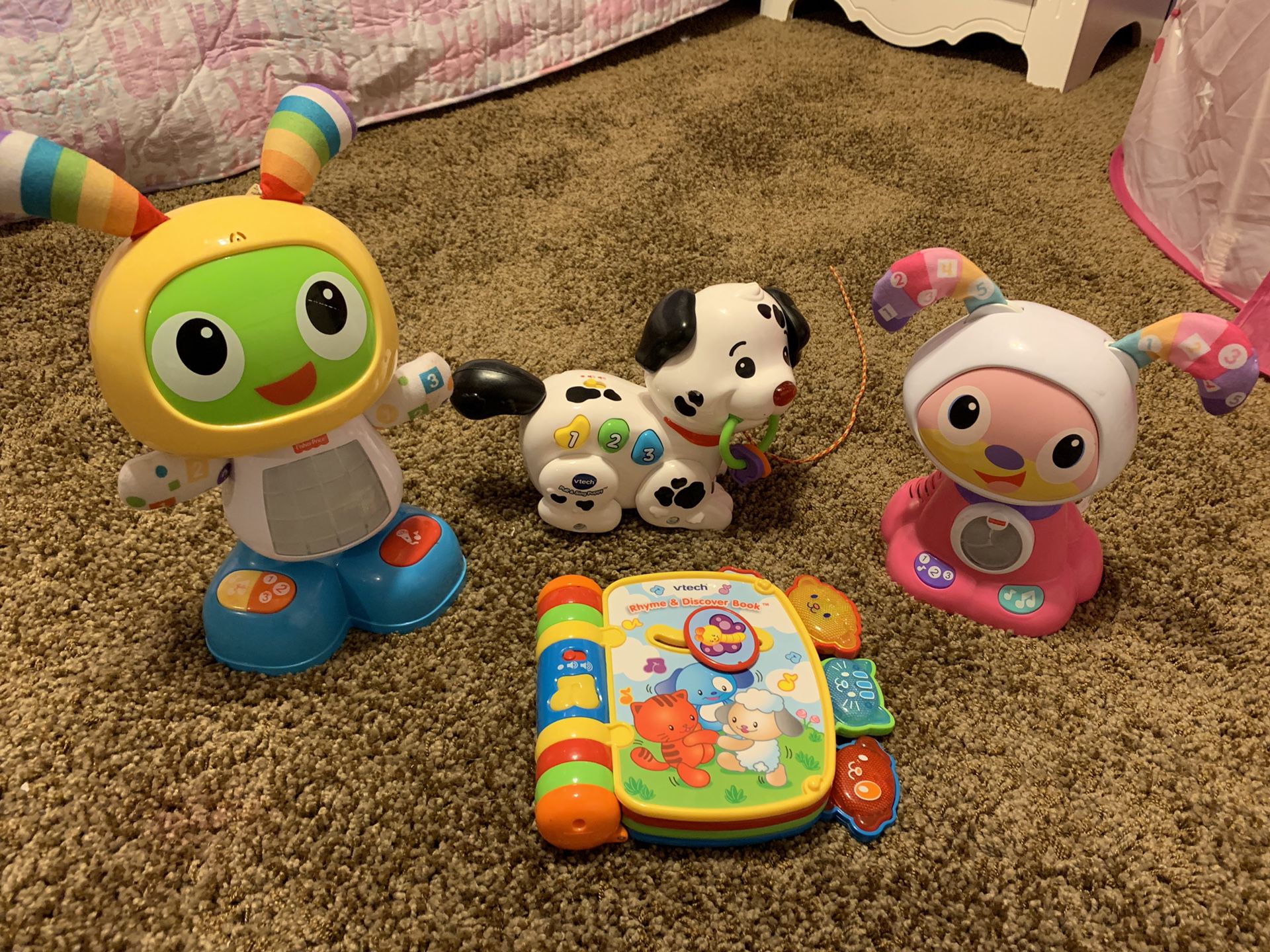 Kids interactive toy (Beat Bo, Fisher Price Dance and Move Puppy, V-Tech Pull and Sing Puppy, V-Texh Rhyme and Discover Book)