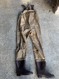 Cabela’s Waders w/ Boots – Like New