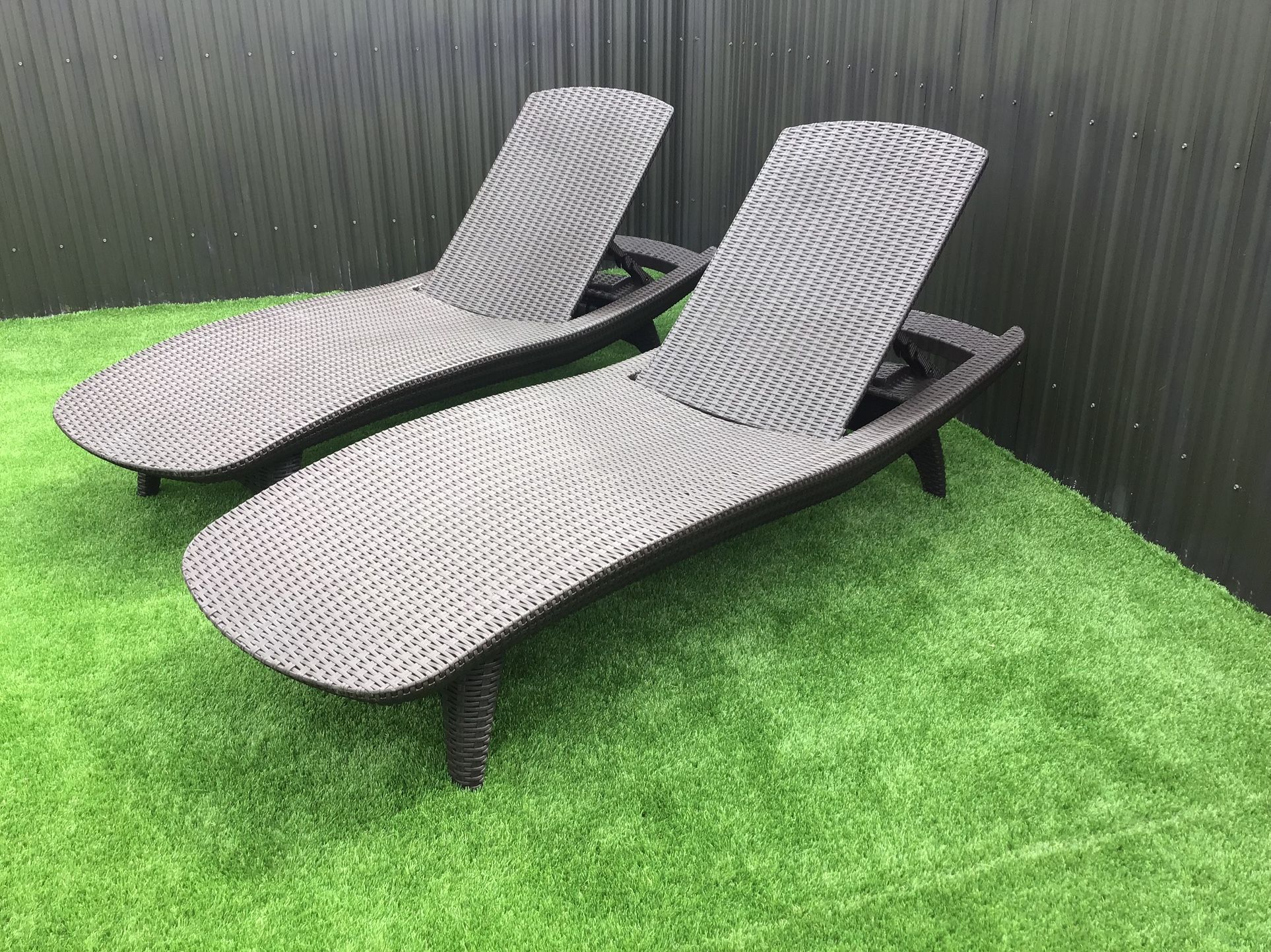 POOL LOUNGE CHAIRS-NEW THE BOX