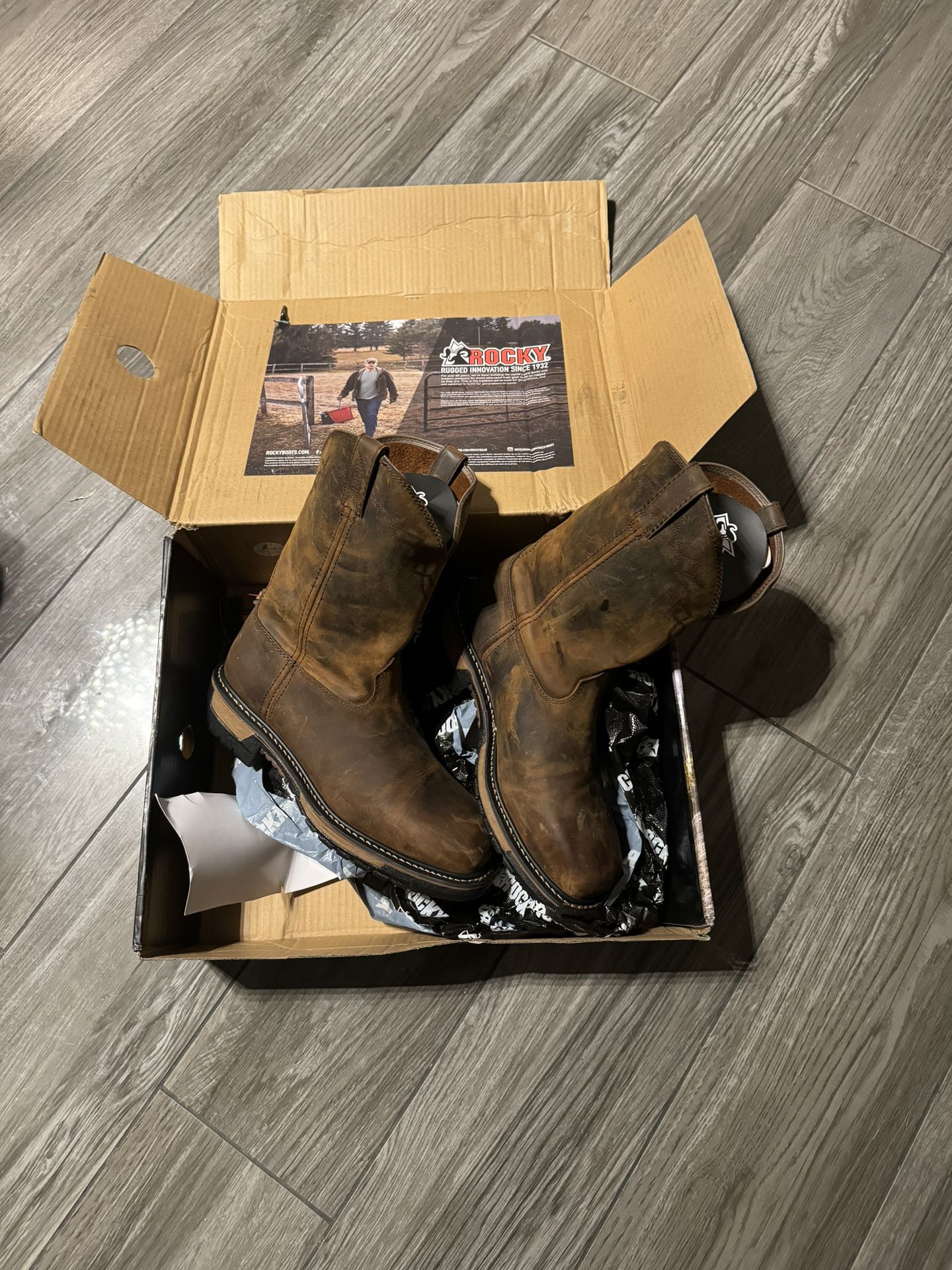 Work Boots BRAND NEW IN BOX STILL