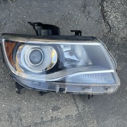 2016-22 CHEV. COLORADO  RIGHT  HEADLIGHT  