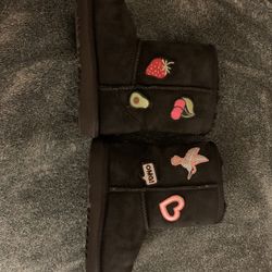 UGG Size 2