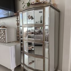 Dressers Mirrored Gold