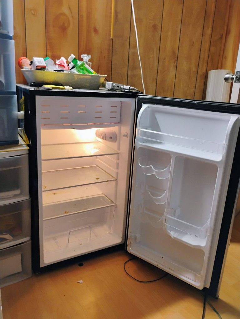 Mini Fridge
