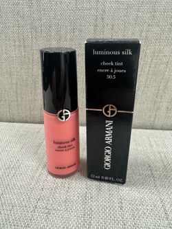 Giorgio Armani Luminous Silk cheek tint Rosy Peach