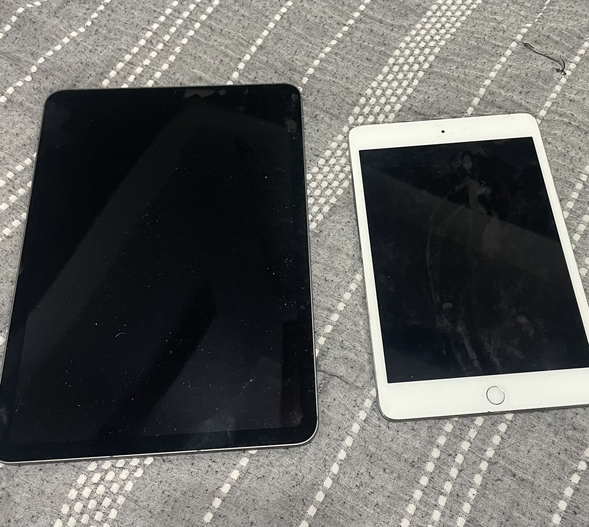 iPads 