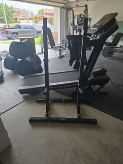 Squat rack