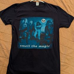 L7 SMELL THE MAGIC black Band Tee