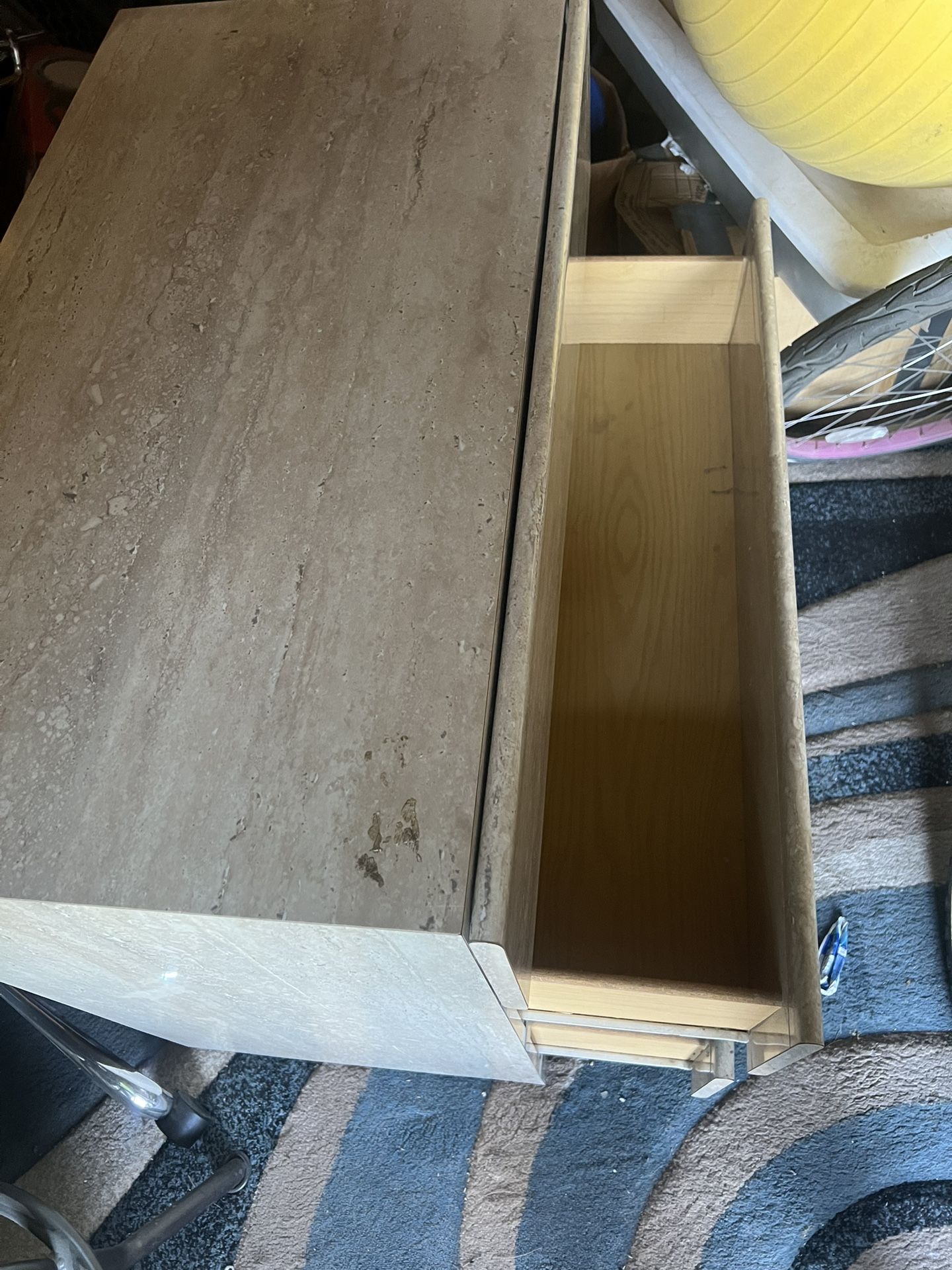 Cajonera Con Tres Cajones