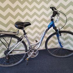 Trek Multitrack 7100 Bike