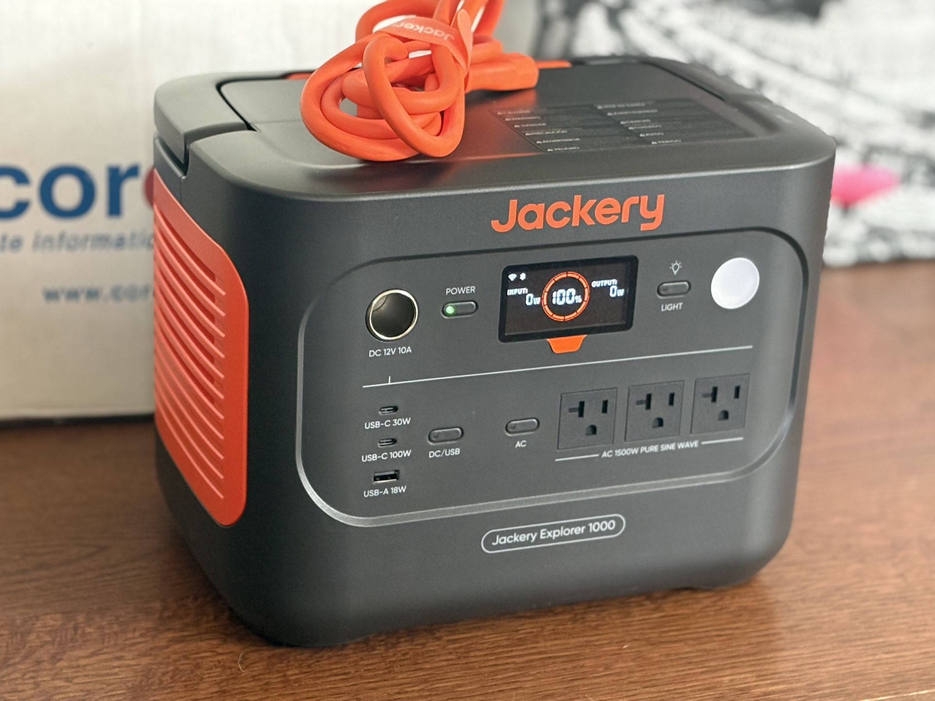 Brand New Jackery Explorer 1000 v2 Power Station Generator 