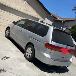 2002 Honda Odyssey TRANSMISSION NEEDS TO BE REPLACED 